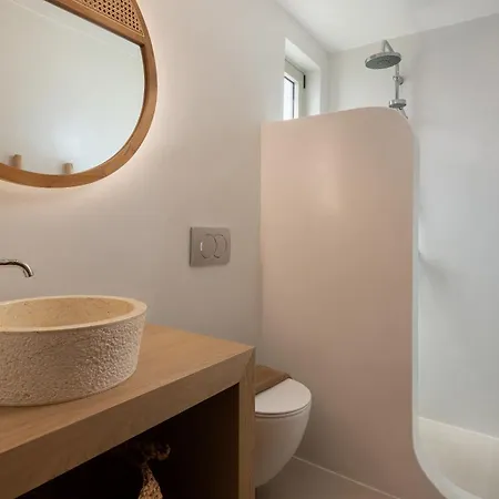 Paradiso Luxury Beachfront *