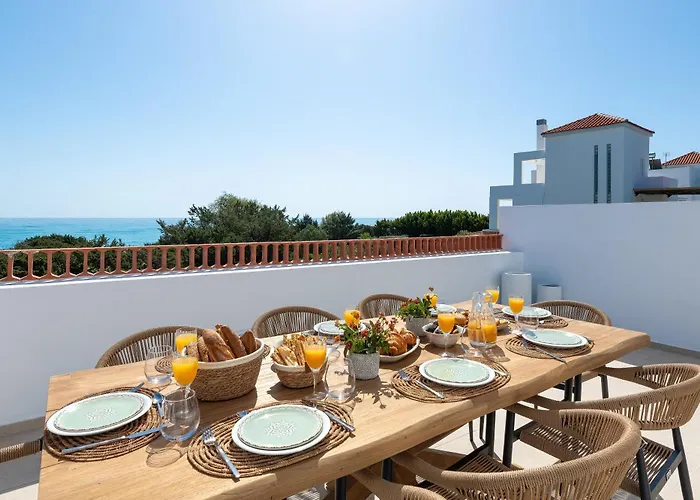 Paradiso Luxury Beachfront * Jenádi