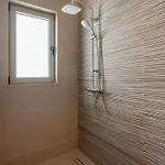فيلة Paradiso Luxury Beachfront غينادي