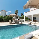 Paradiso Luxury Beachfront فيلة