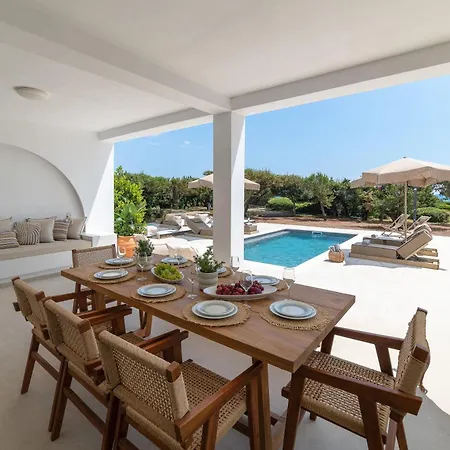 Villa Paradiso Luxury Beachfront