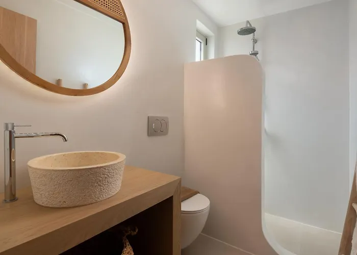 Paradiso Luxury Beachfront *