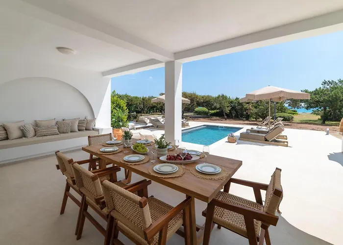 Villa Paradiso Luxury Beachfront